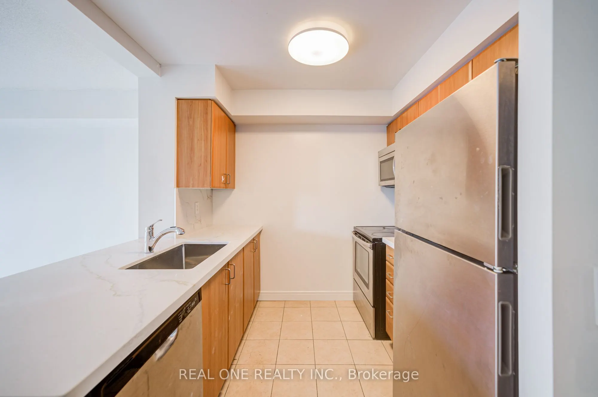 31 Bales Avenue, #1516