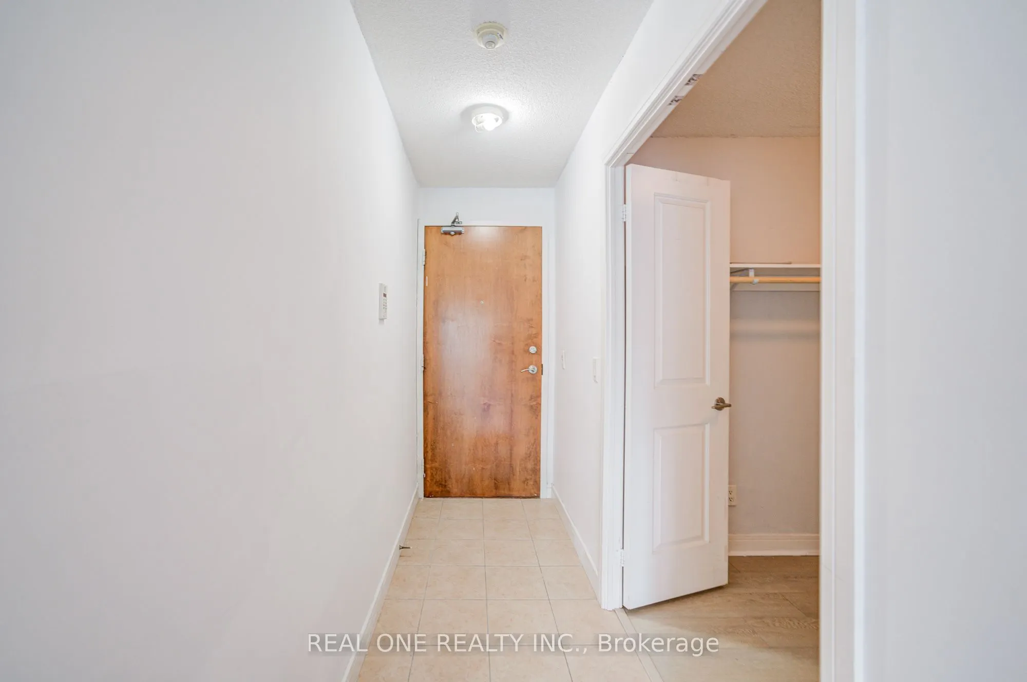31 Bales Avenue, #1516