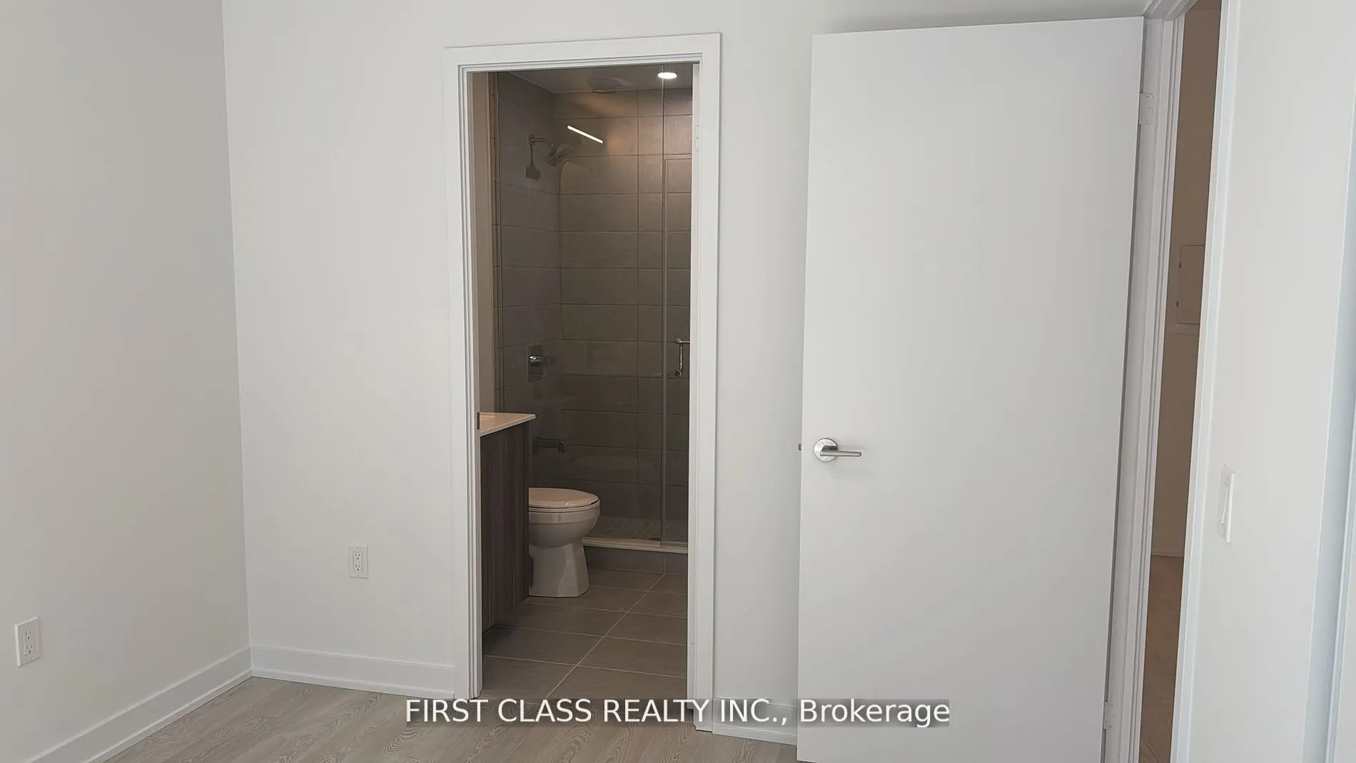 15 Richardson Street, #626