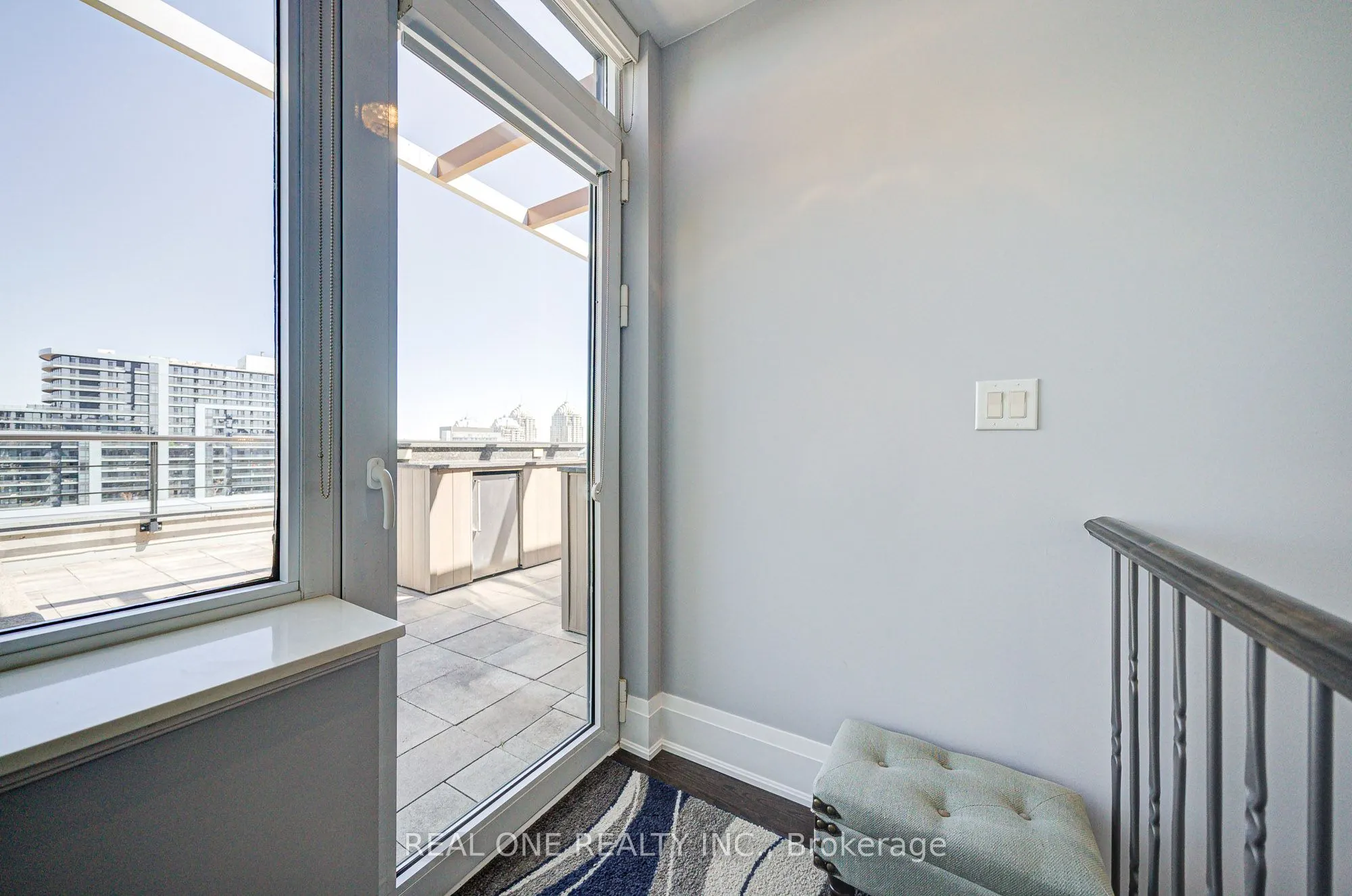 21 Clairtrell Road, #Ph701