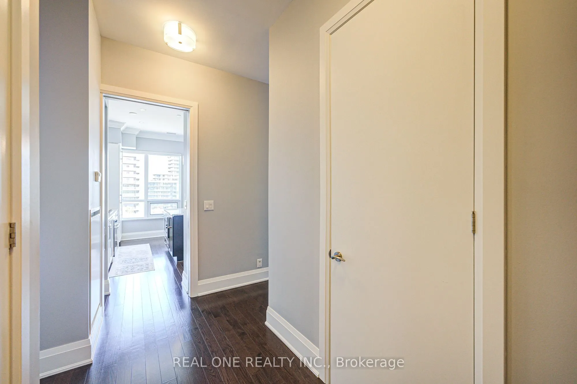 21 Clairtrell Road, #Ph701