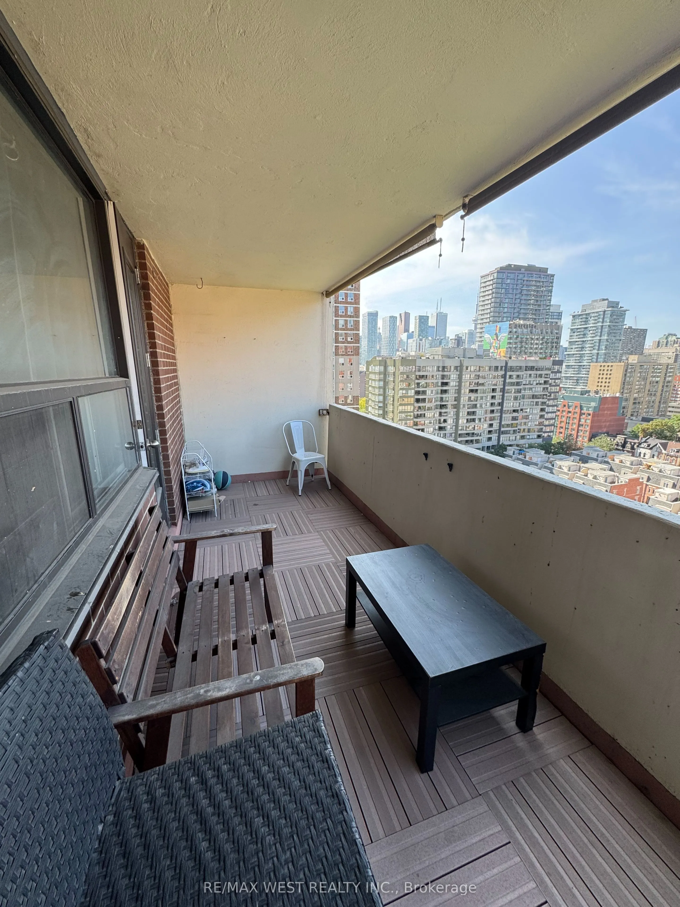 40 Homewood Avenue, #1607