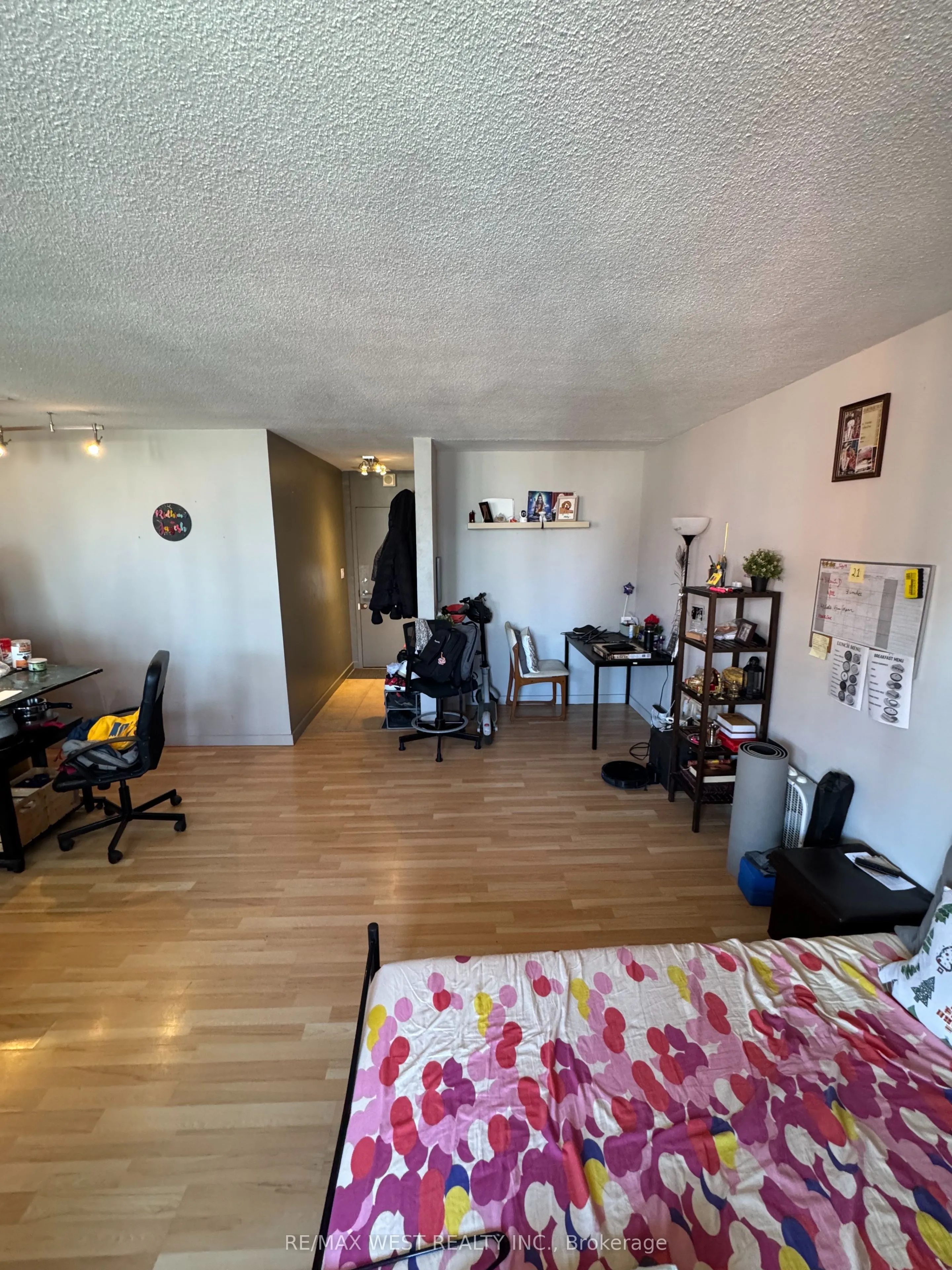 40 Homewood Avenue, #1607
