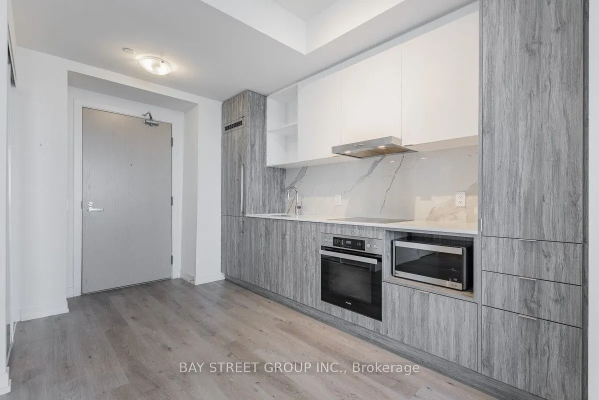 138 Downes Street, #7305