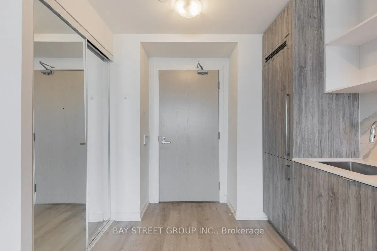 138 Downes Street, #7305