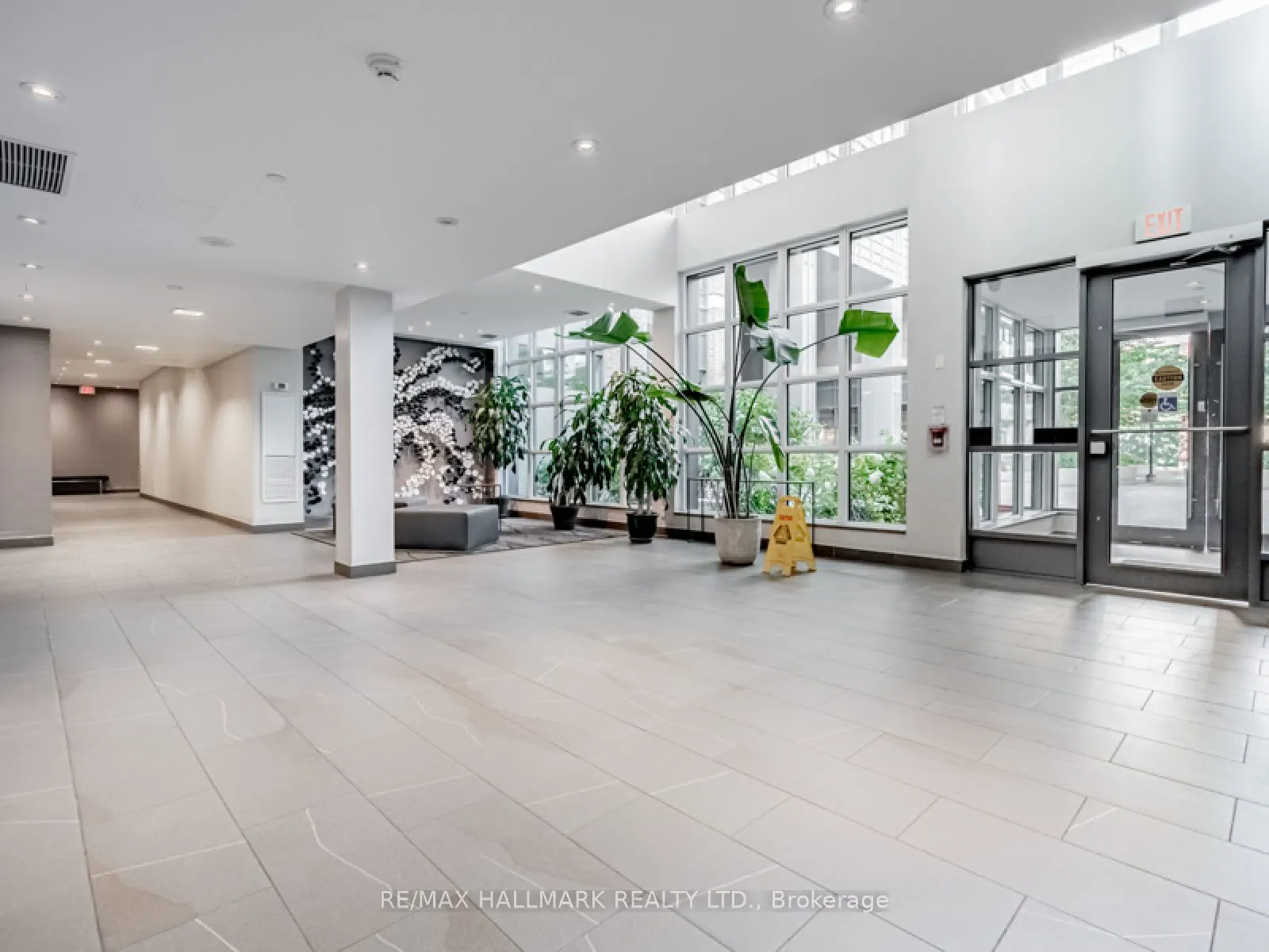 1171 Queen Street W, #1104