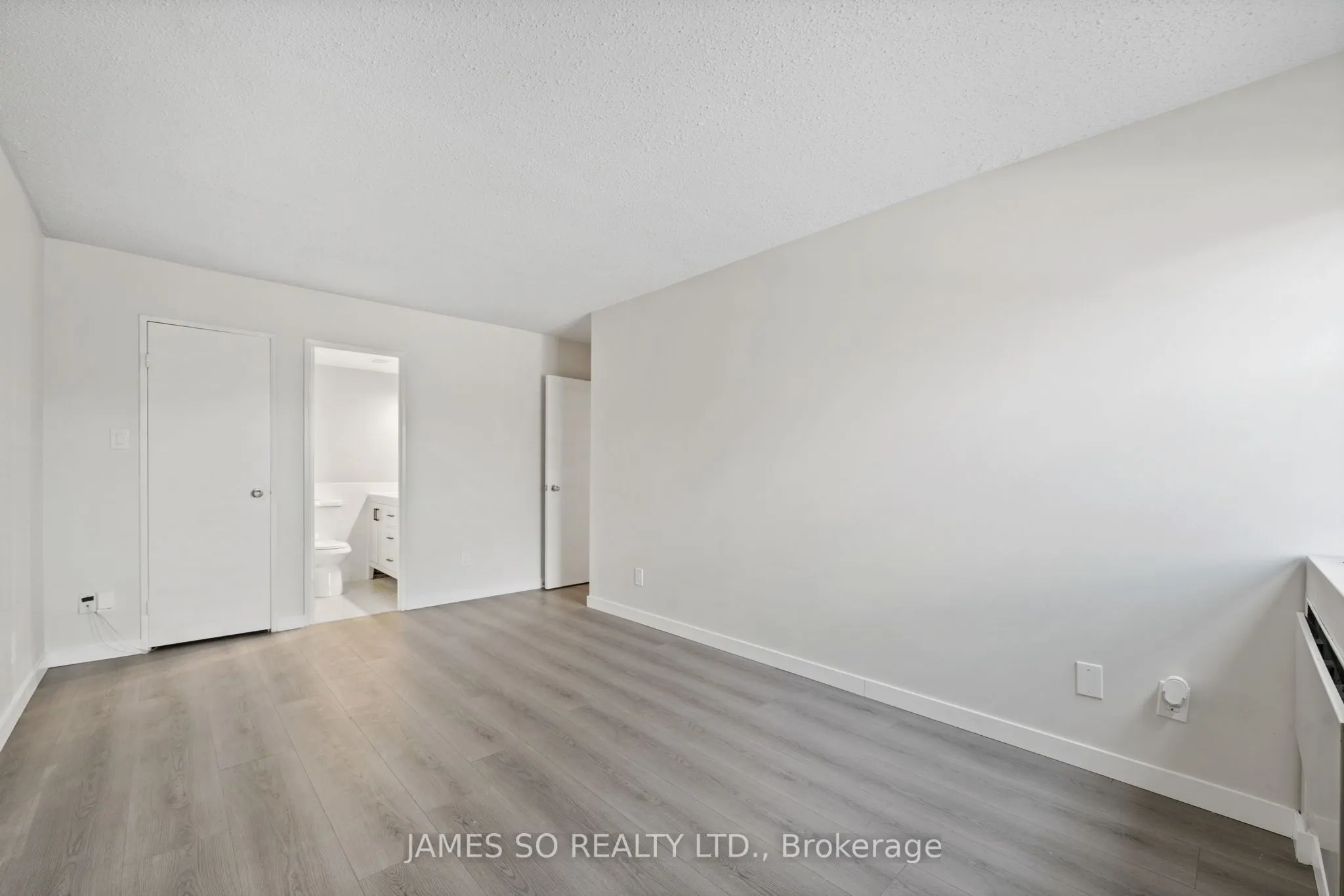 20 Fashion Roseway, #408