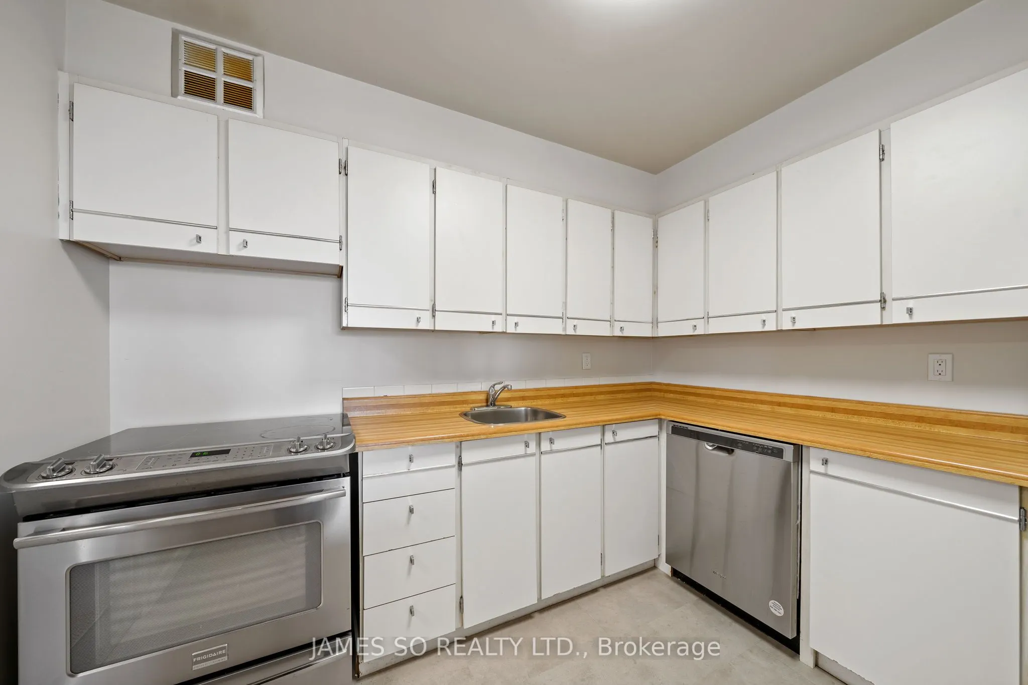 20 Fashion Roseway, #408