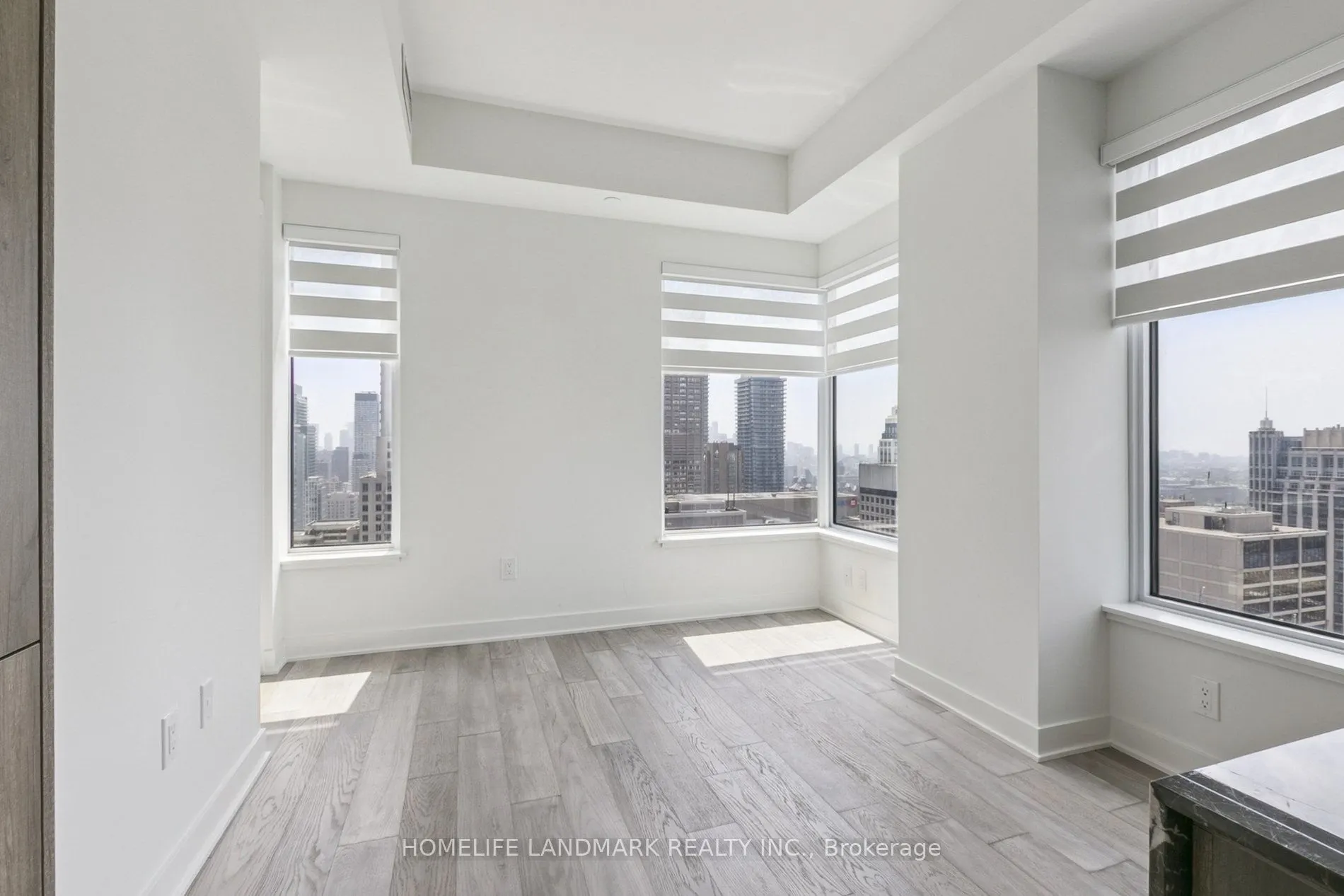 11 yorkville Avenue, #2711