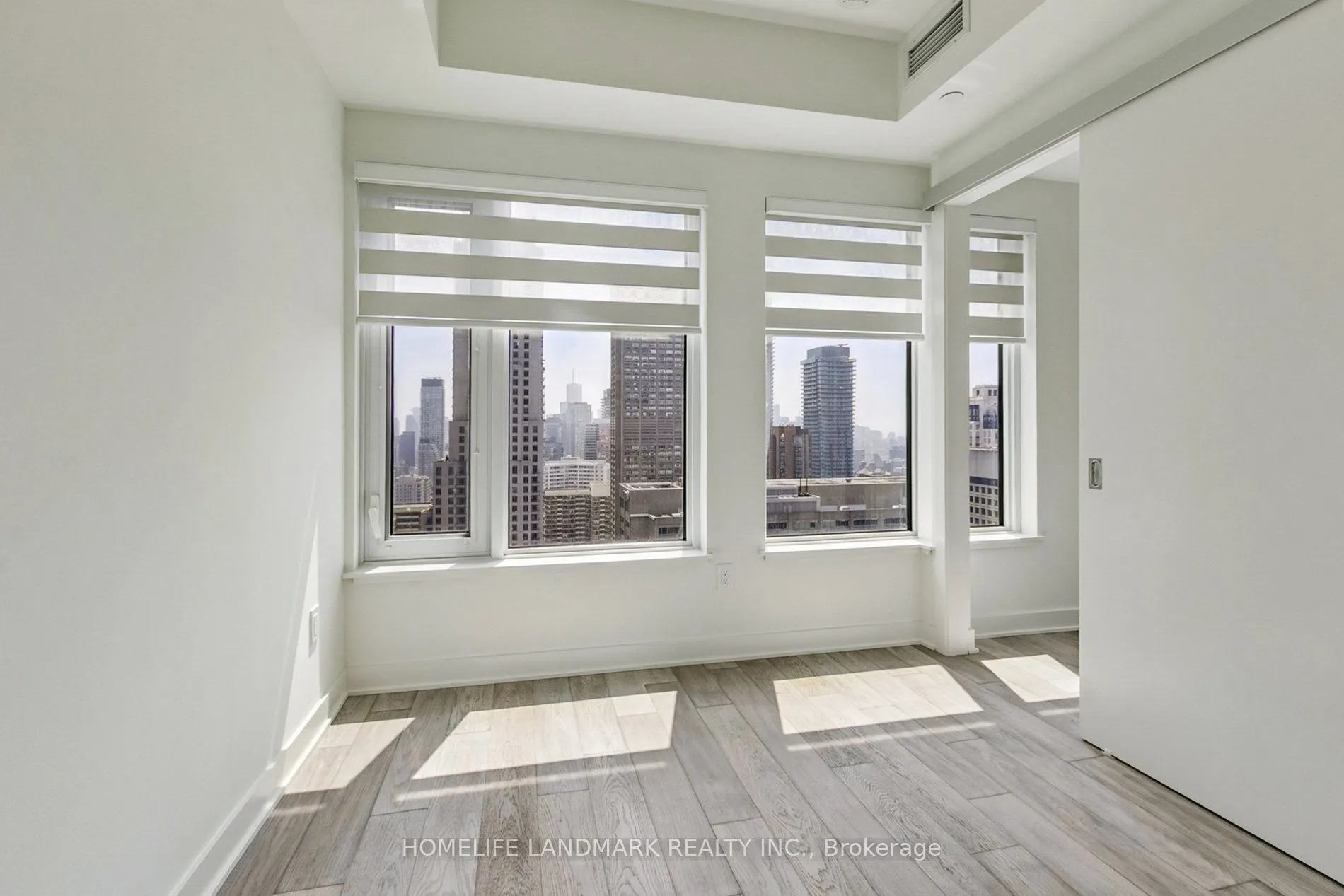 11 yorkville Avenue, #2711