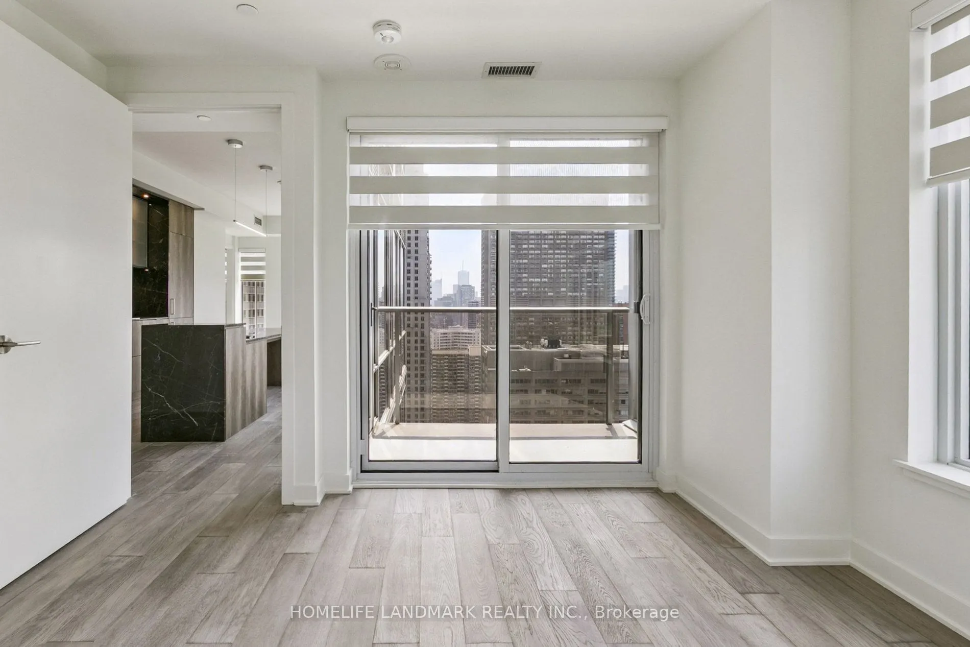 11 yorkville Avenue, #2711
