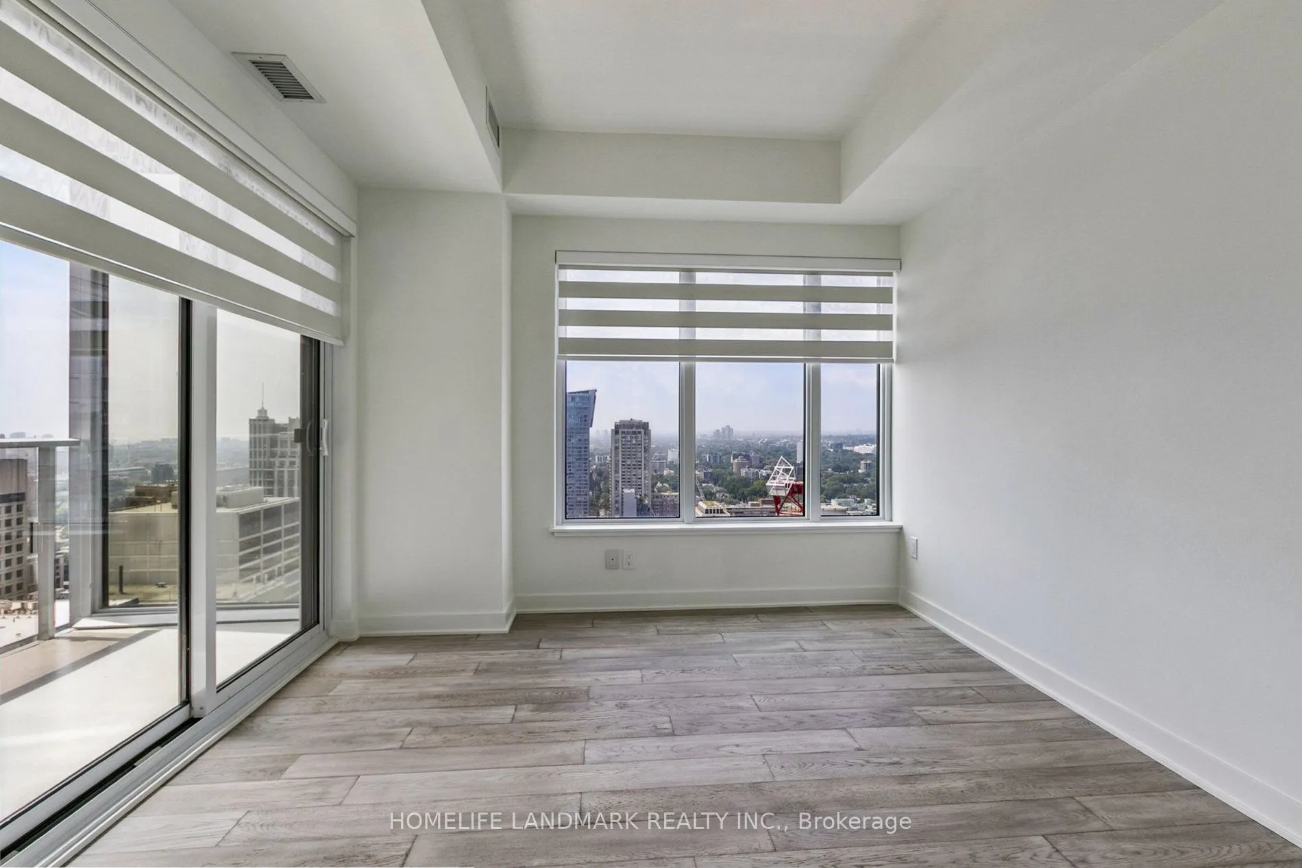 11 yorkville Avenue, #2711