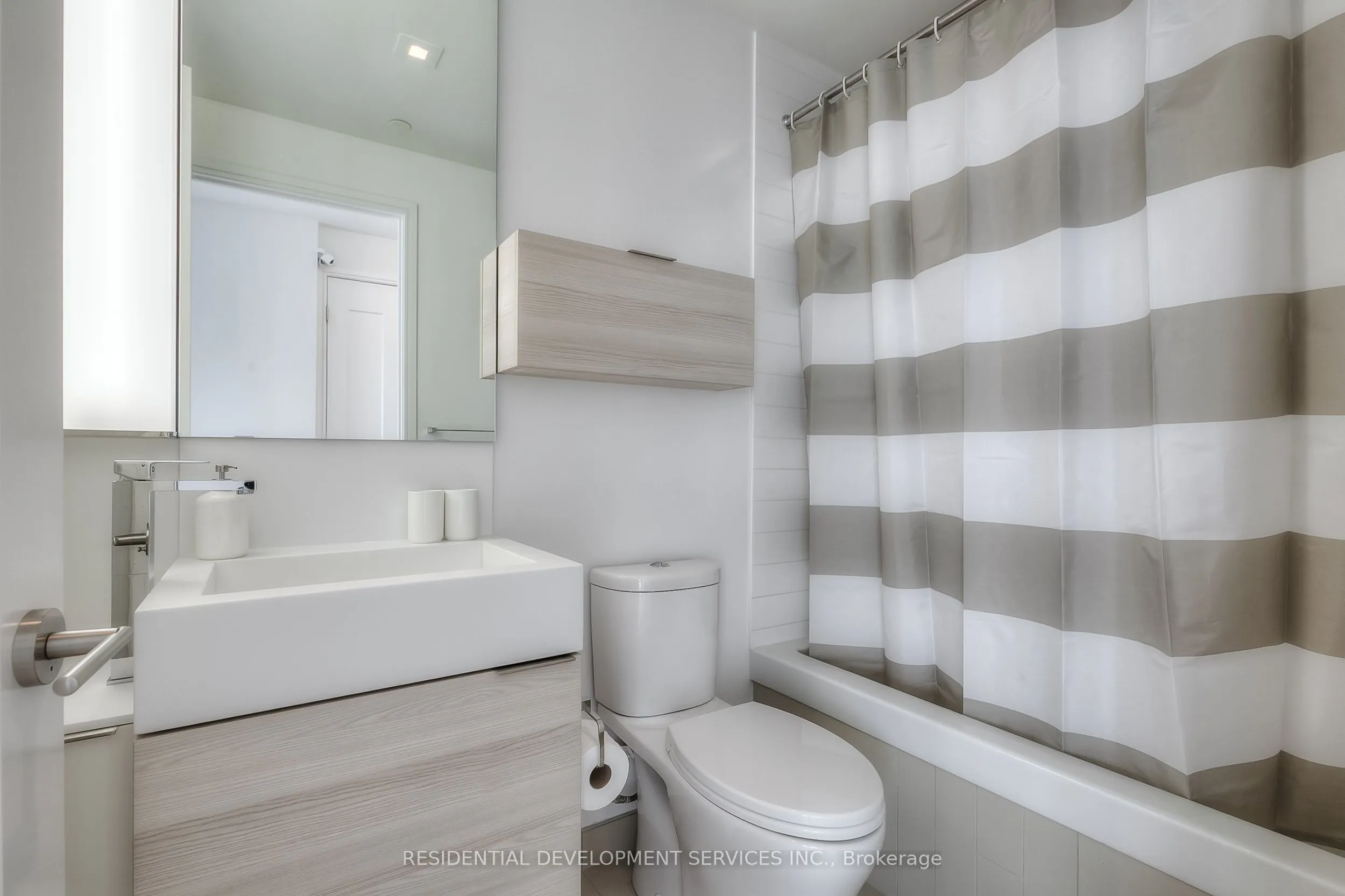 88 Scott Street, #4306