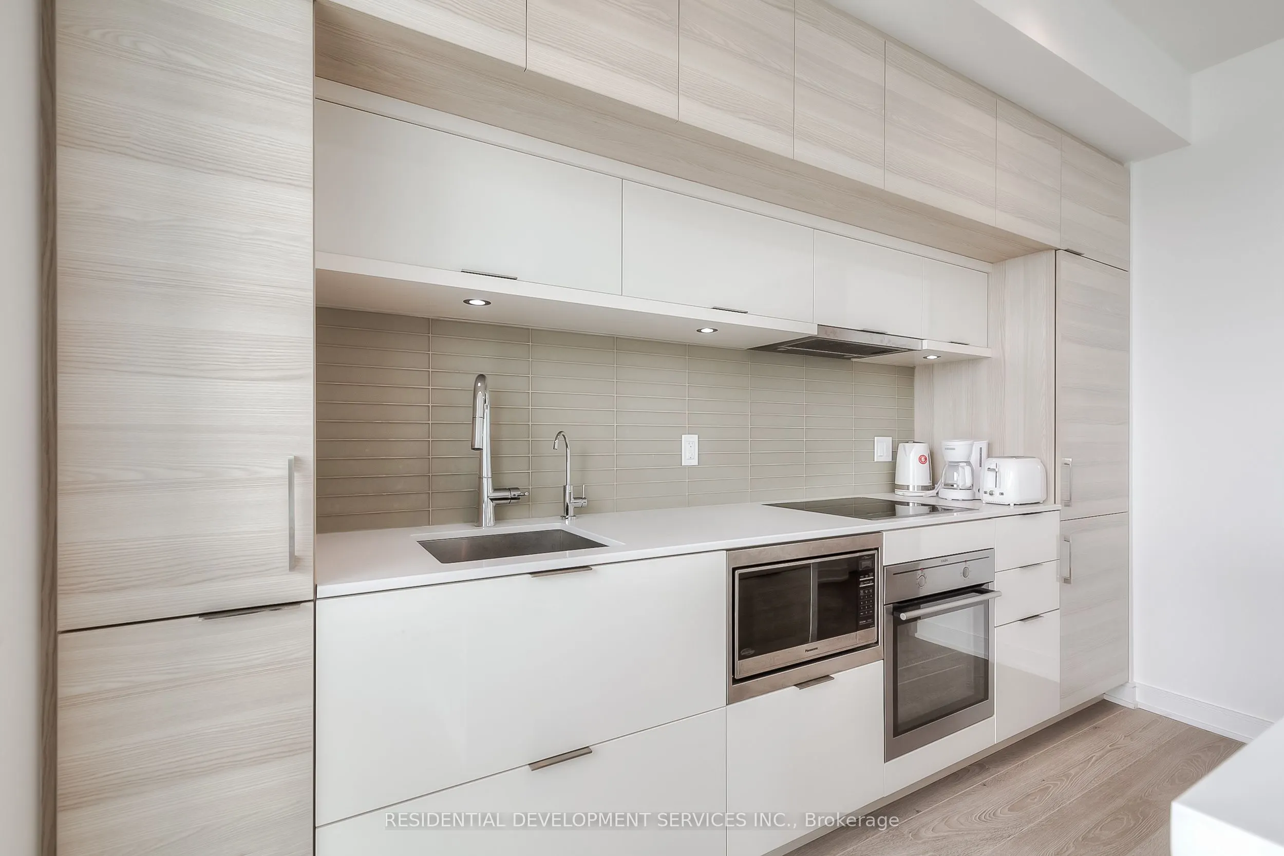 88 Scott Street, #4306