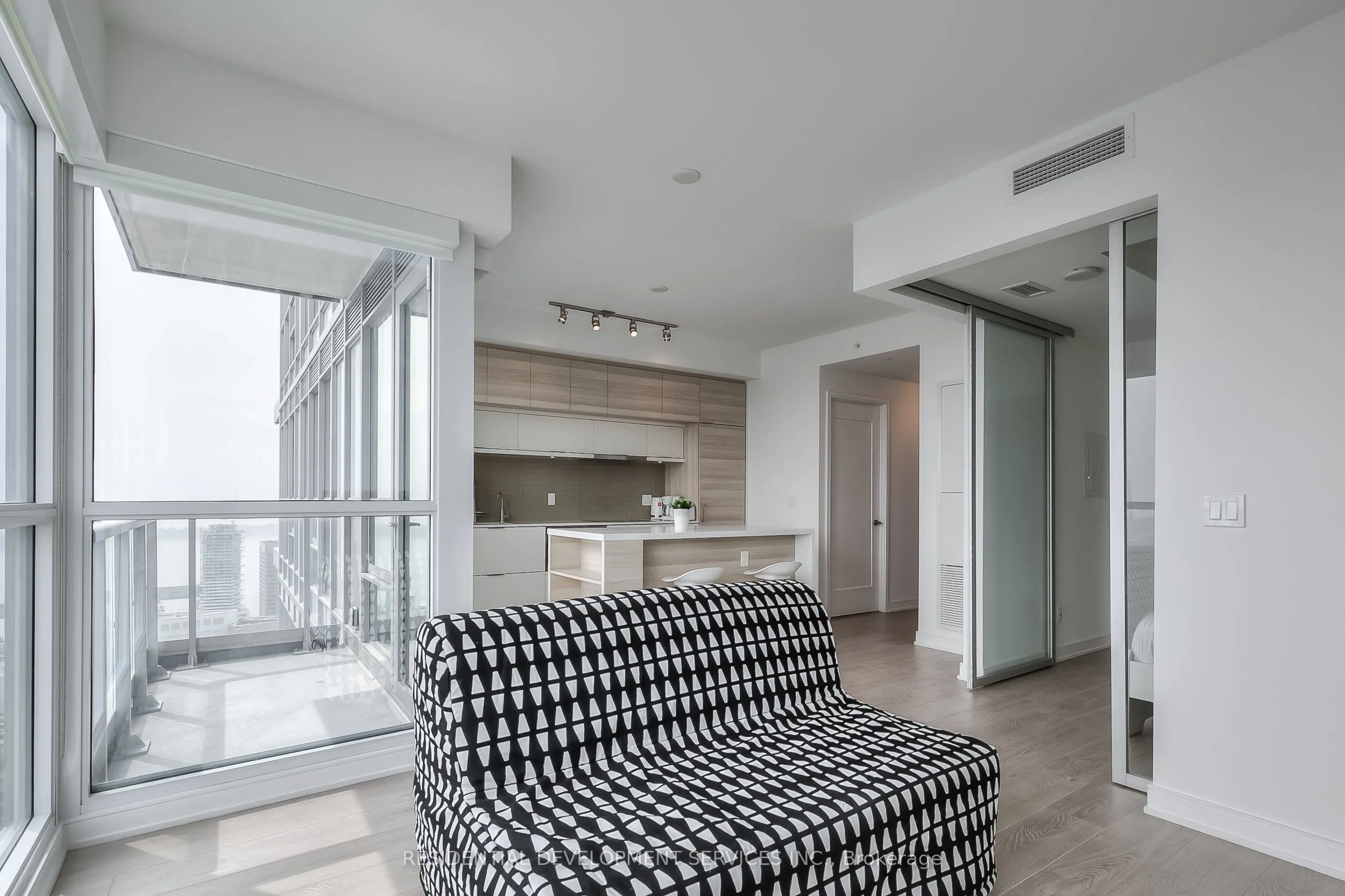 88 Scott Street, #4306