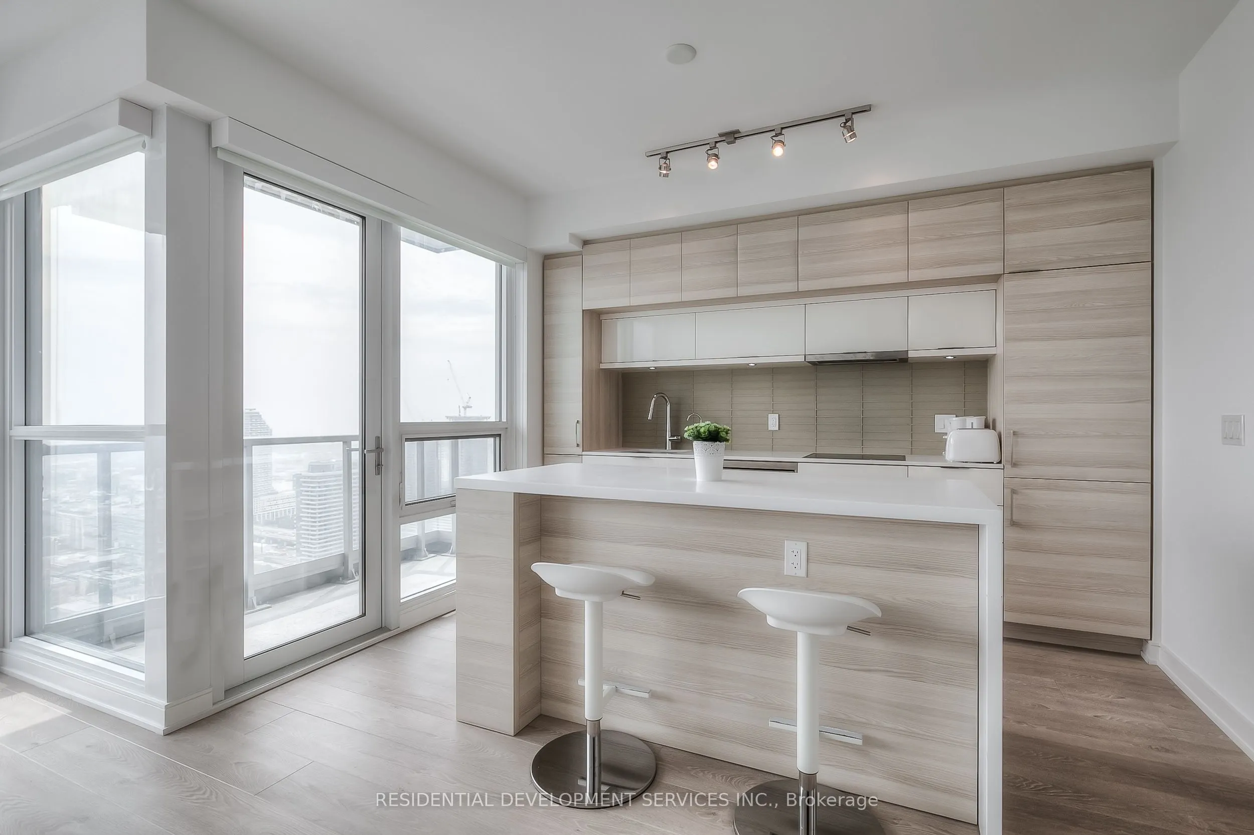 88 Scott Street, #4306