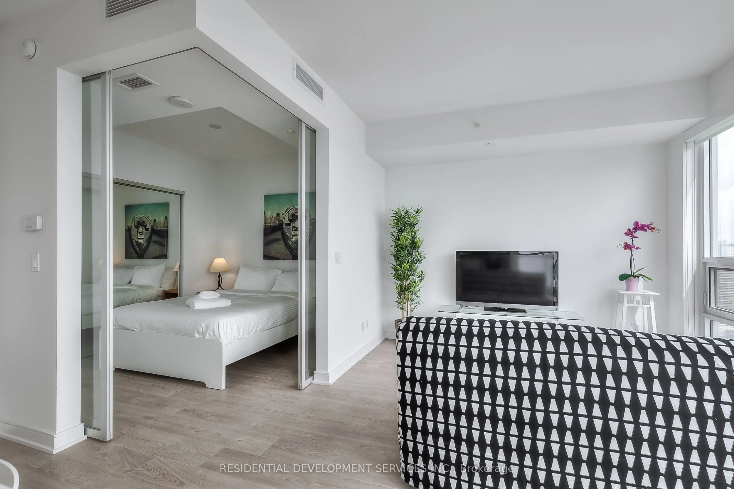 88 Scott Street, #4306