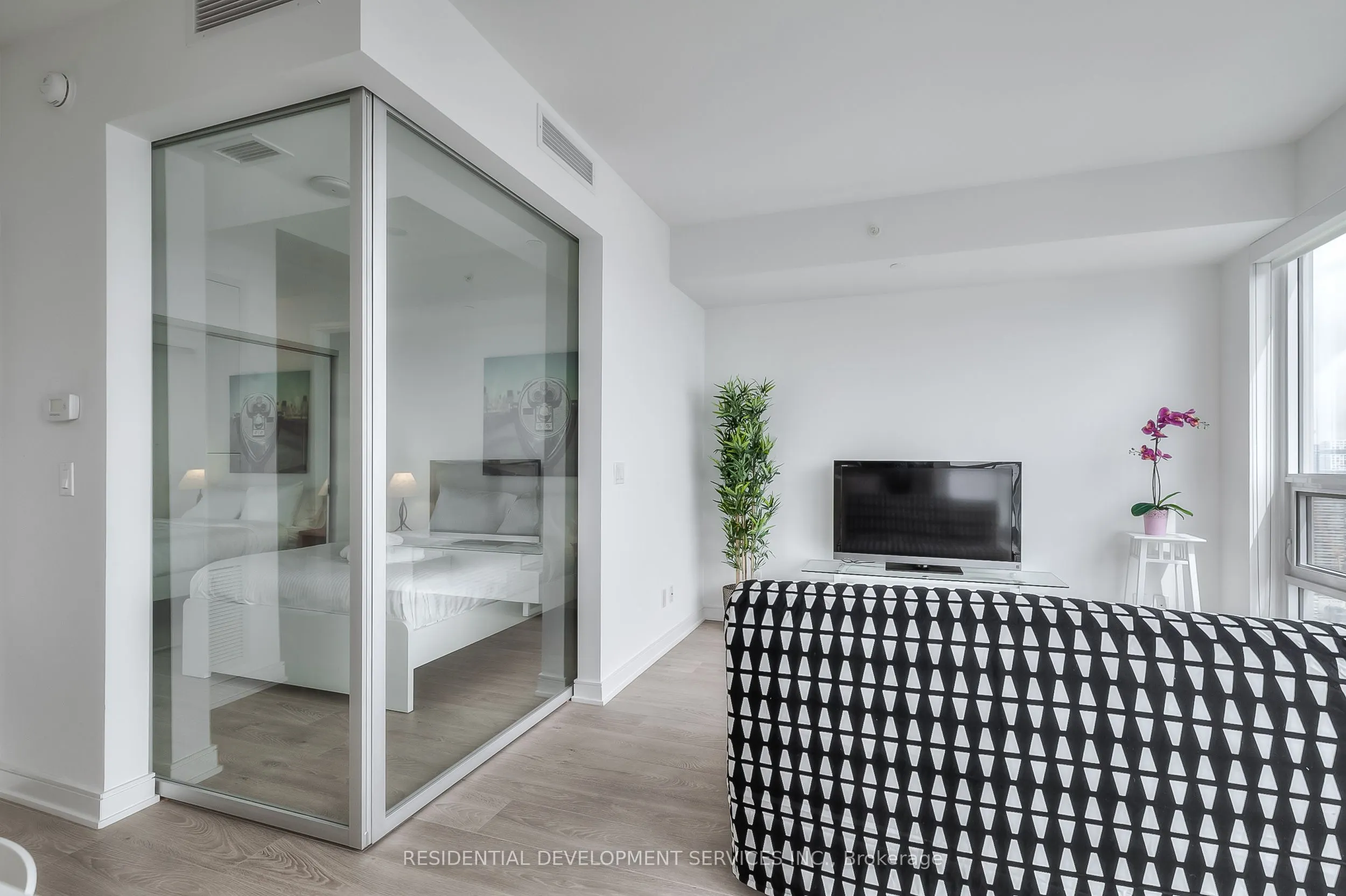 88 Scott Street, #4306