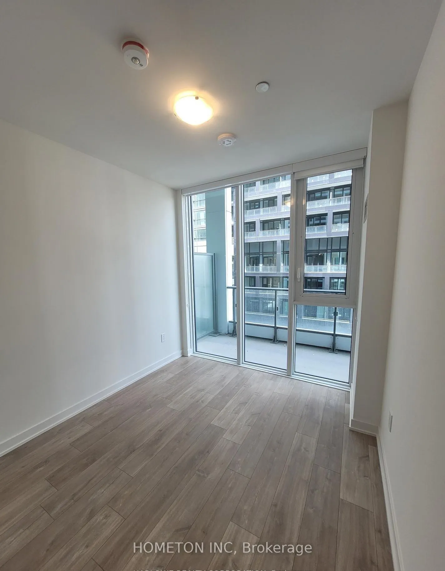 121 Lower Sherbourne Street, #457