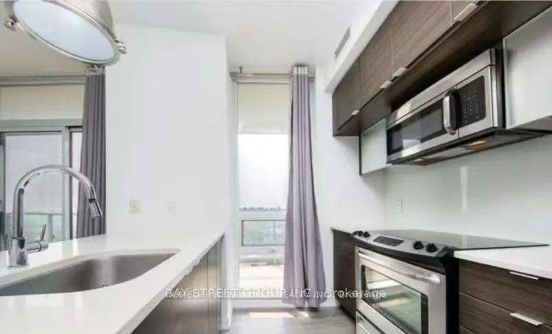 62 Forest Manor Road, #2209