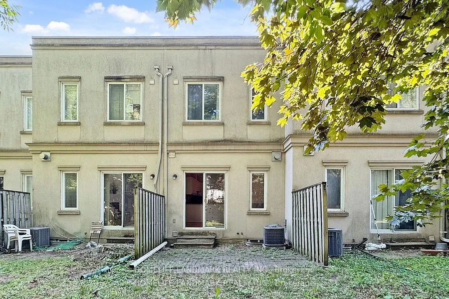 19 English Garden Way, #21