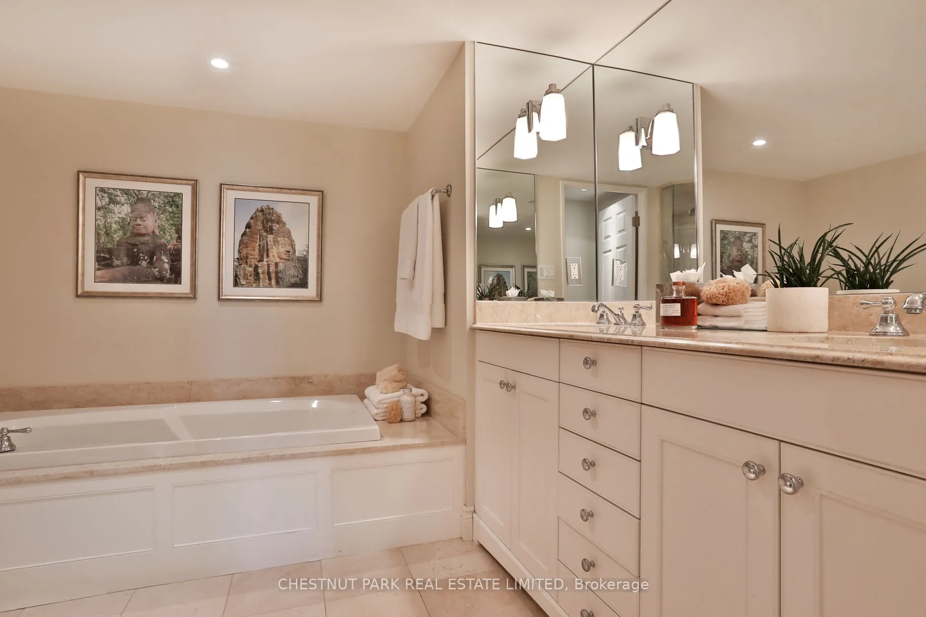 278 Bloor Street E, #807