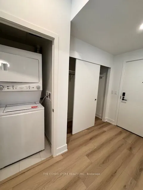 8 Manor Road W, #202