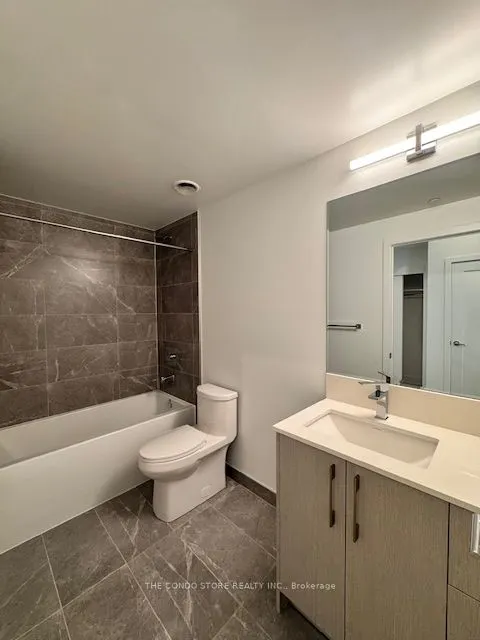 8 Manor Road W, #202