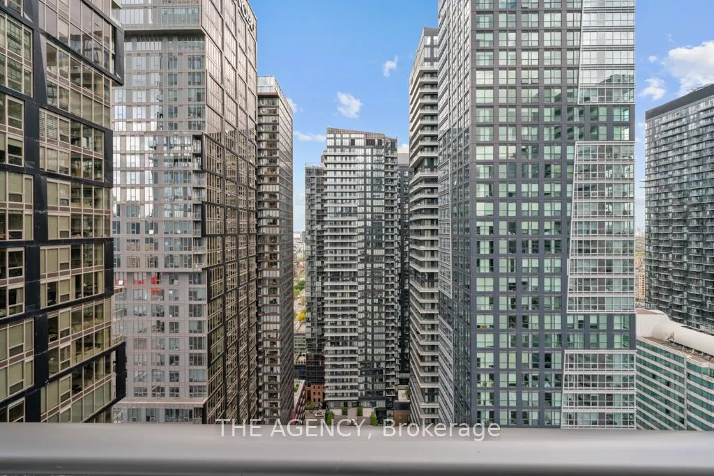 8 Mercer Street, #3305