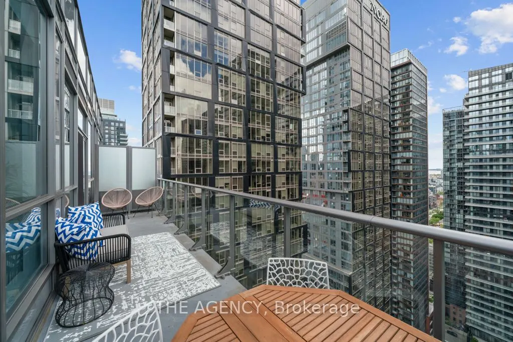 8 Mercer Street, #3305