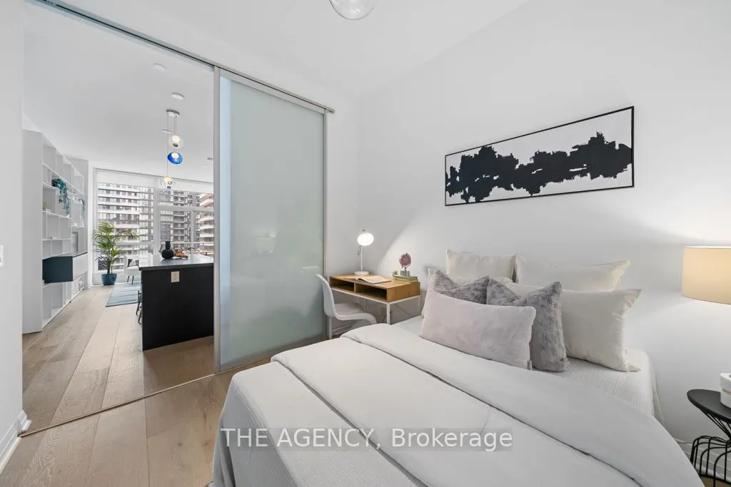 8 Mercer Street, #3305