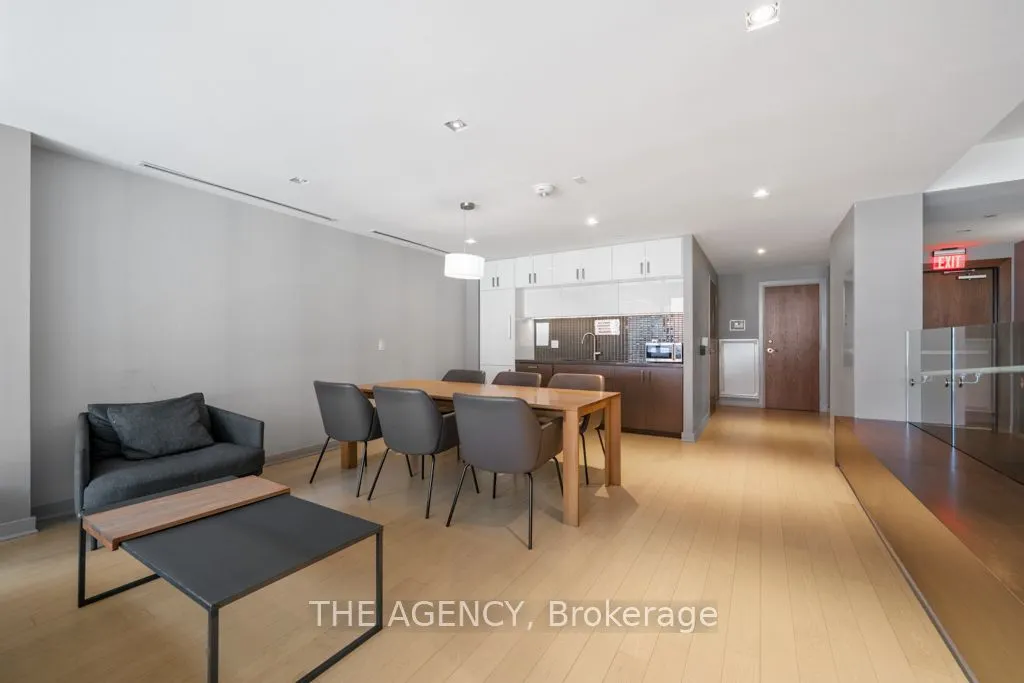 8 Mercer Street, #3305