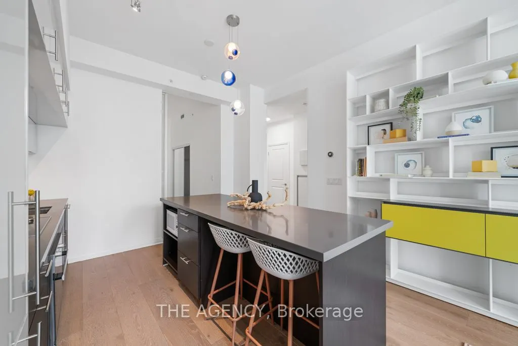 8 Mercer Street, #3305
