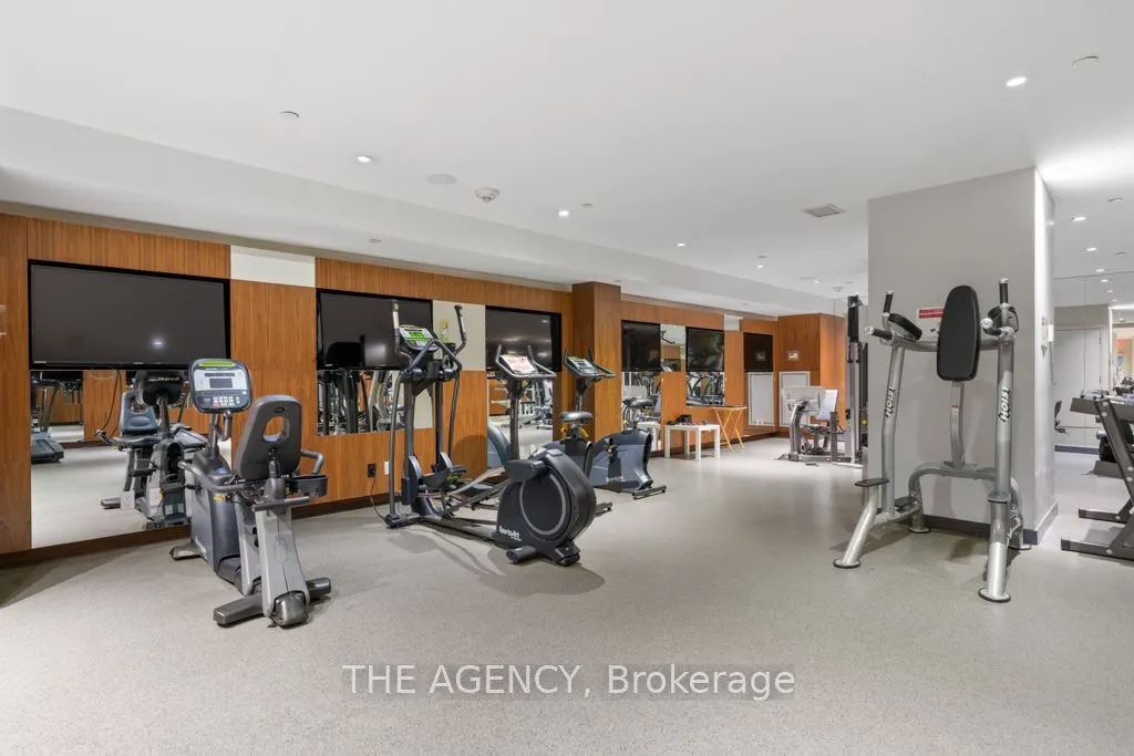 8 Mercer Street, #3305