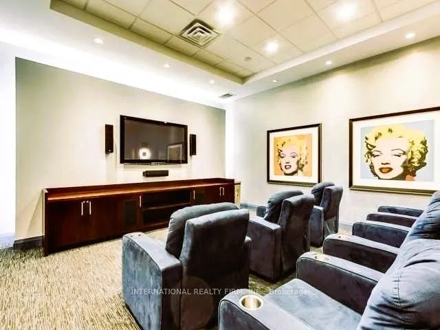 5793 Yonge Street, #209
