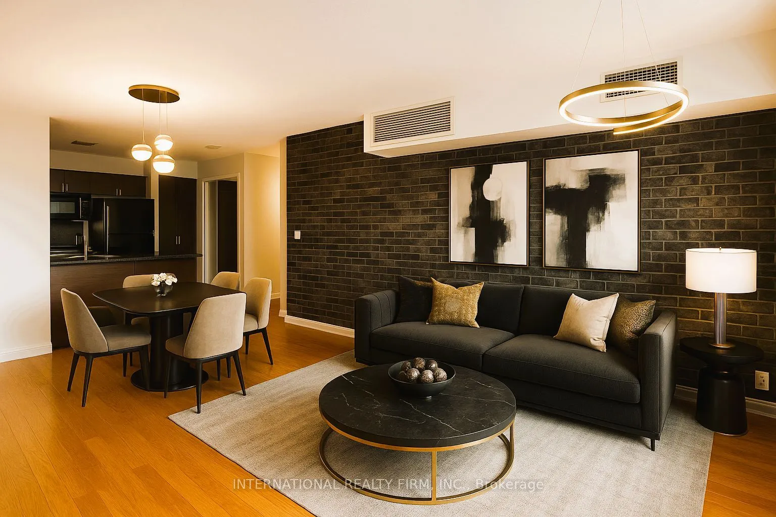 5793 Yonge Street, #209