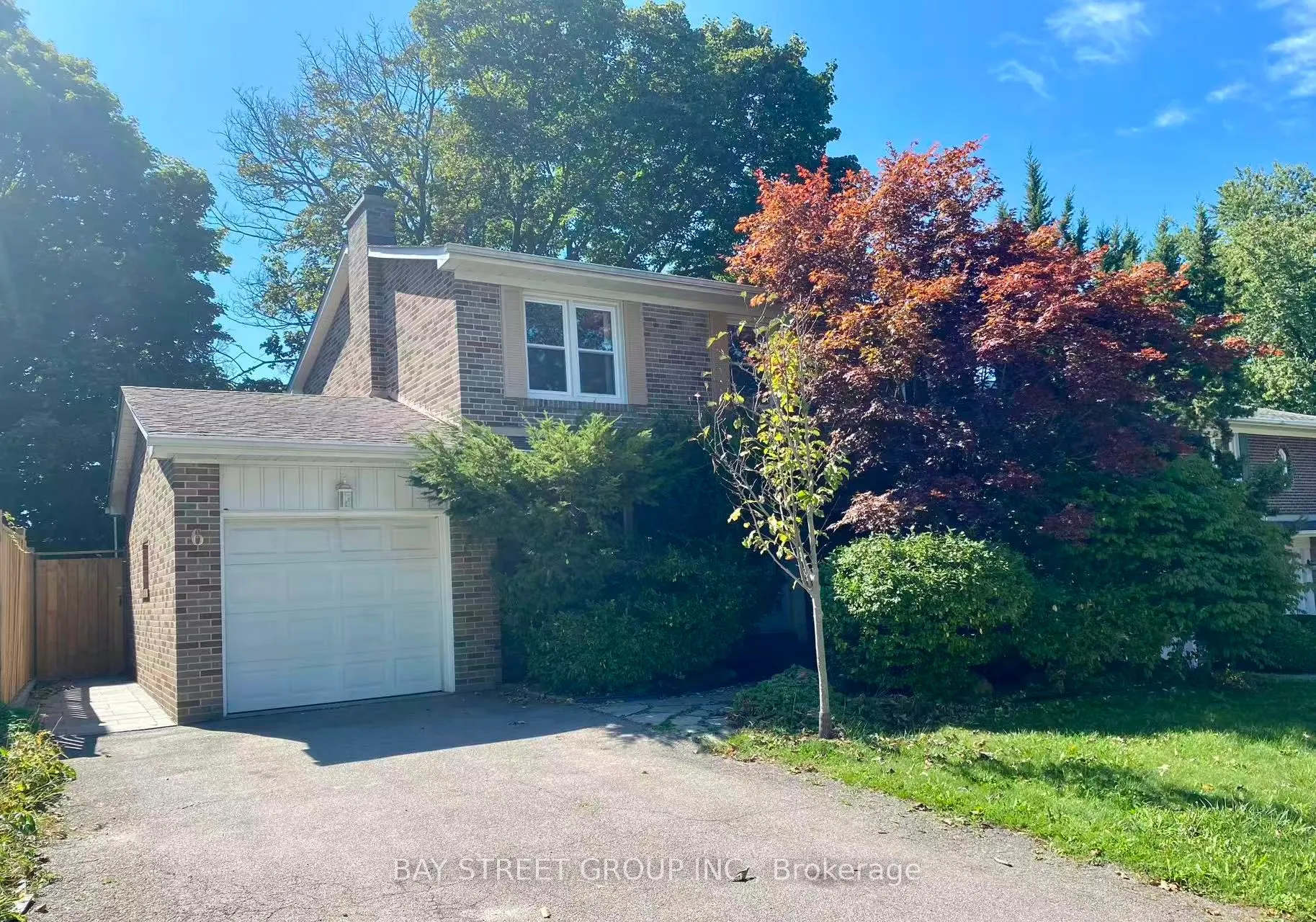 6 Prestwick Crescent