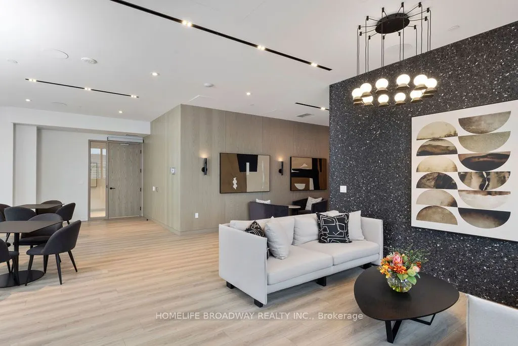 325 Yorkland Boulevard, #3803