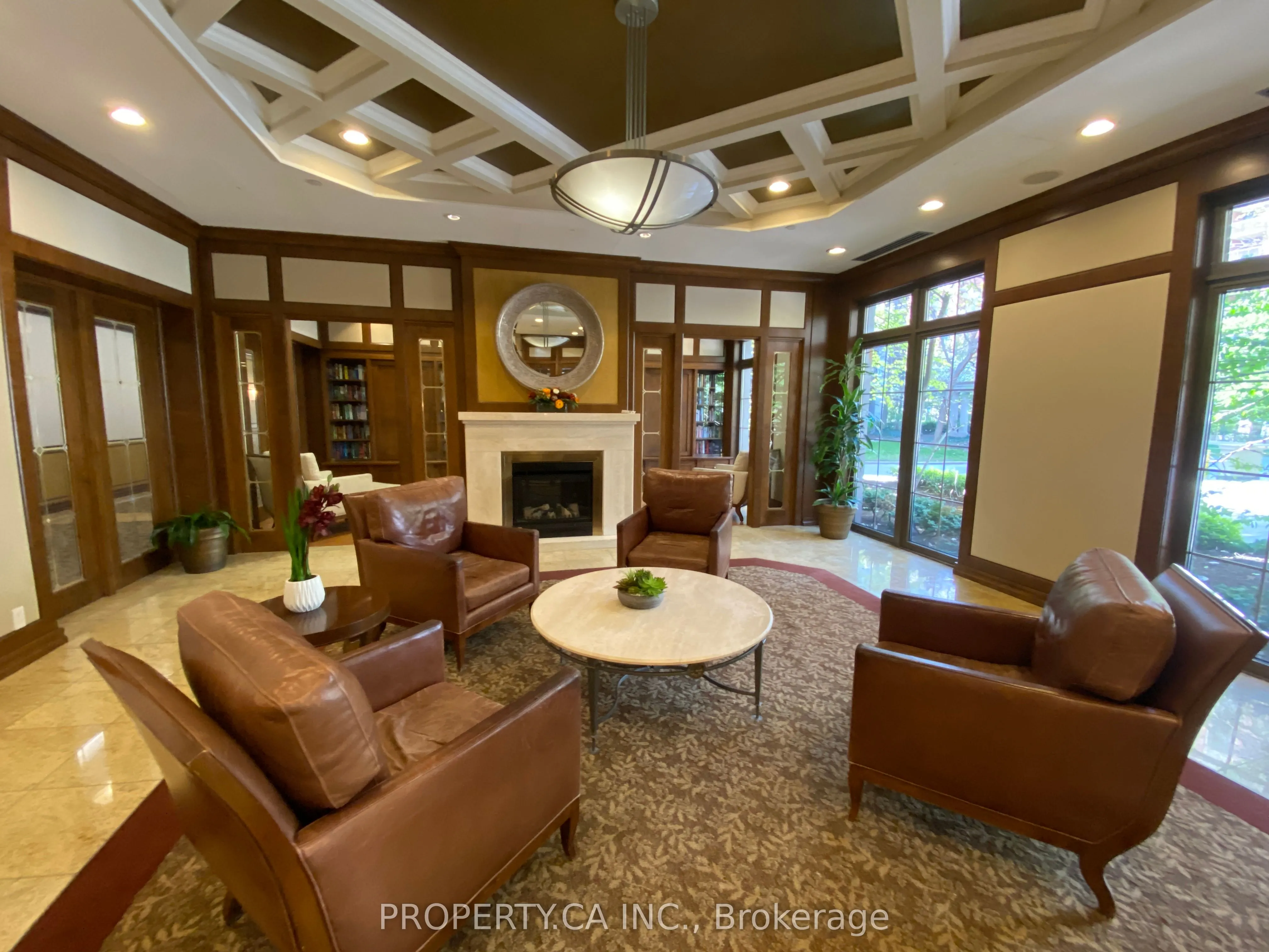80 Harrison Garden Boulevard, #923