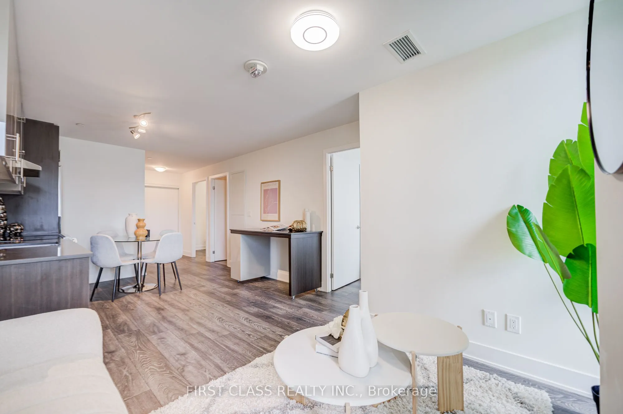 188 Fairview Mall Drive, #503