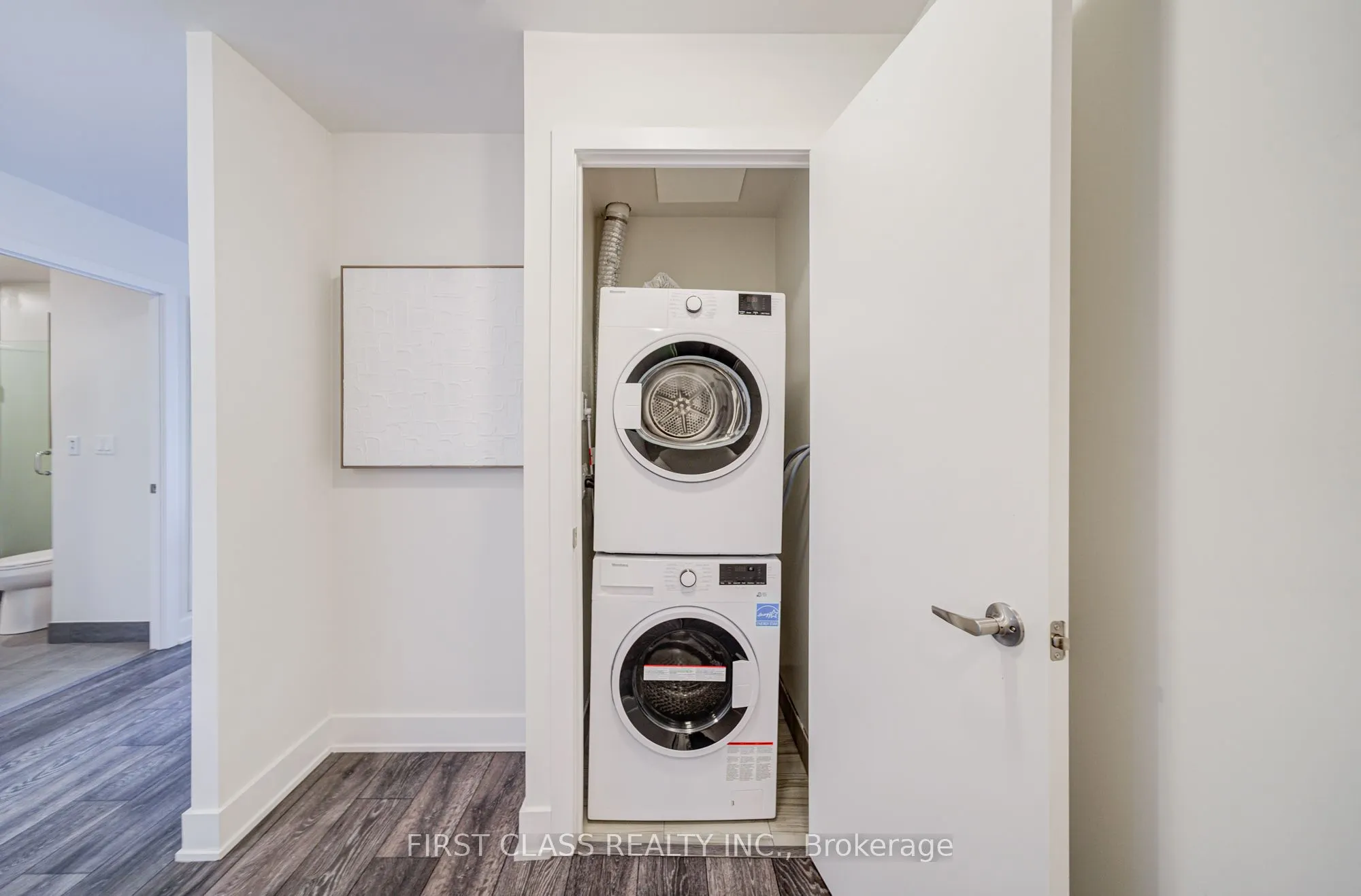 188 Fairview Mall Drive, #503