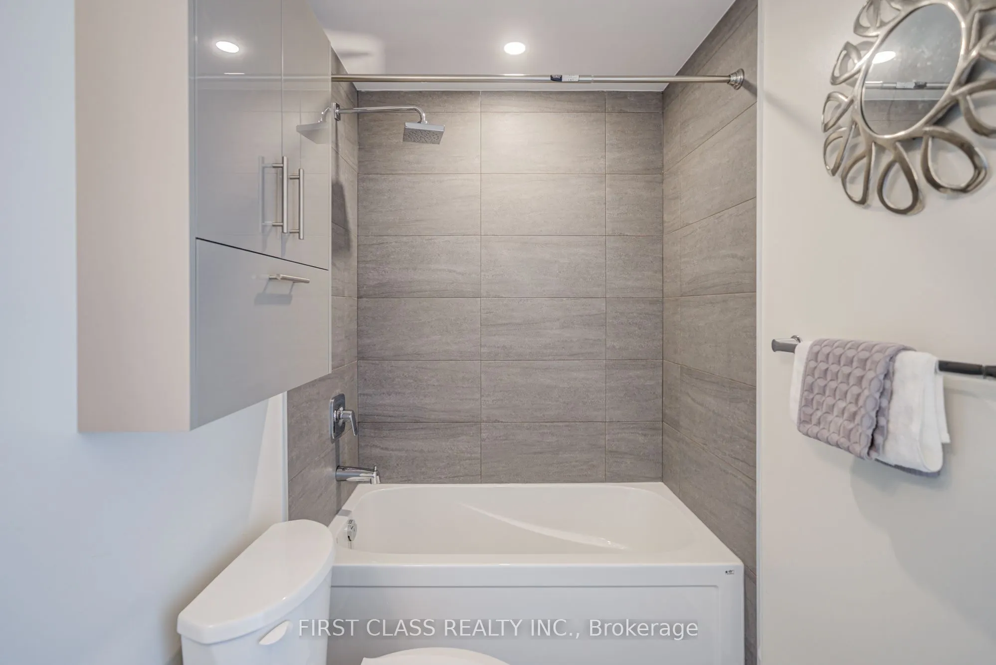 188 Fairview Mall Drive, #503