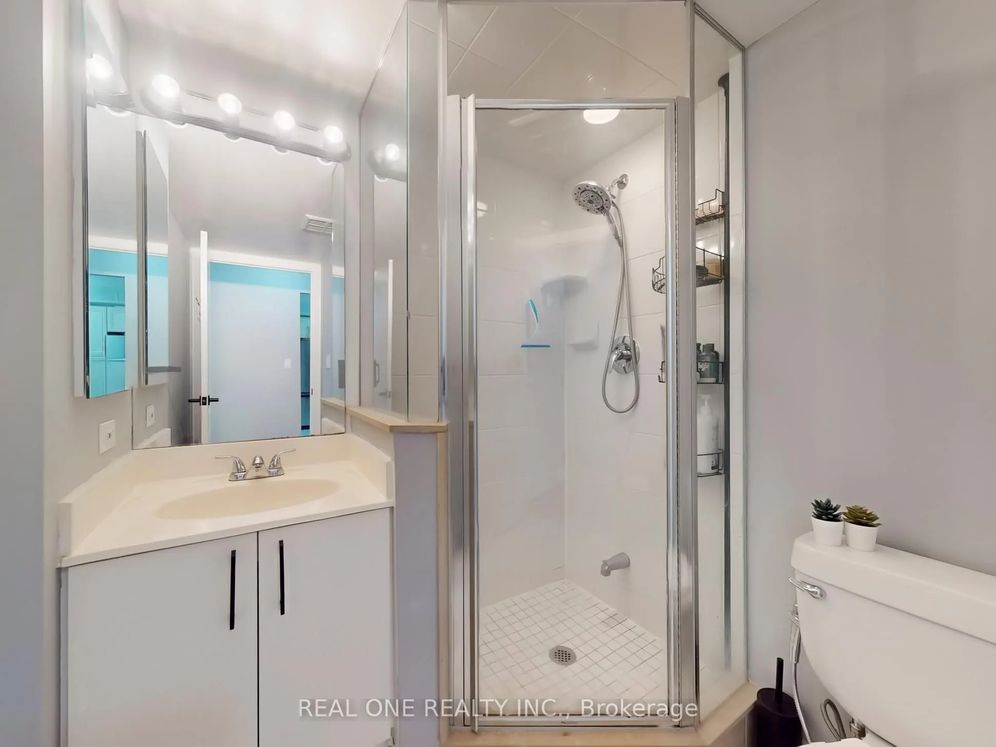 5418 Yonge Street, #617