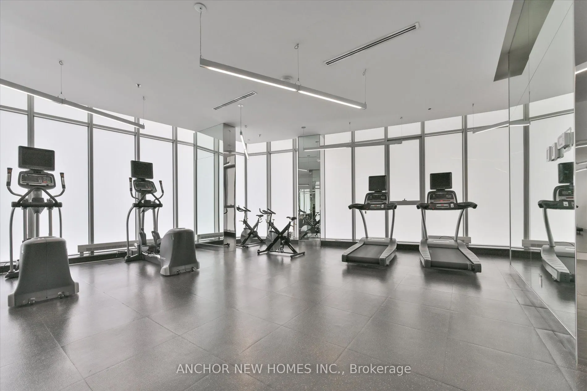12 York Street, #4402