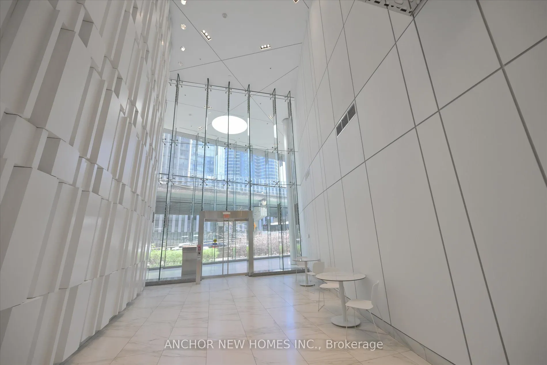 12 York Street, #4402