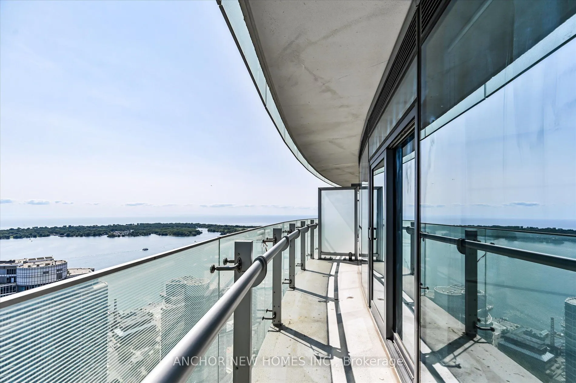 12 York Street, #4402
