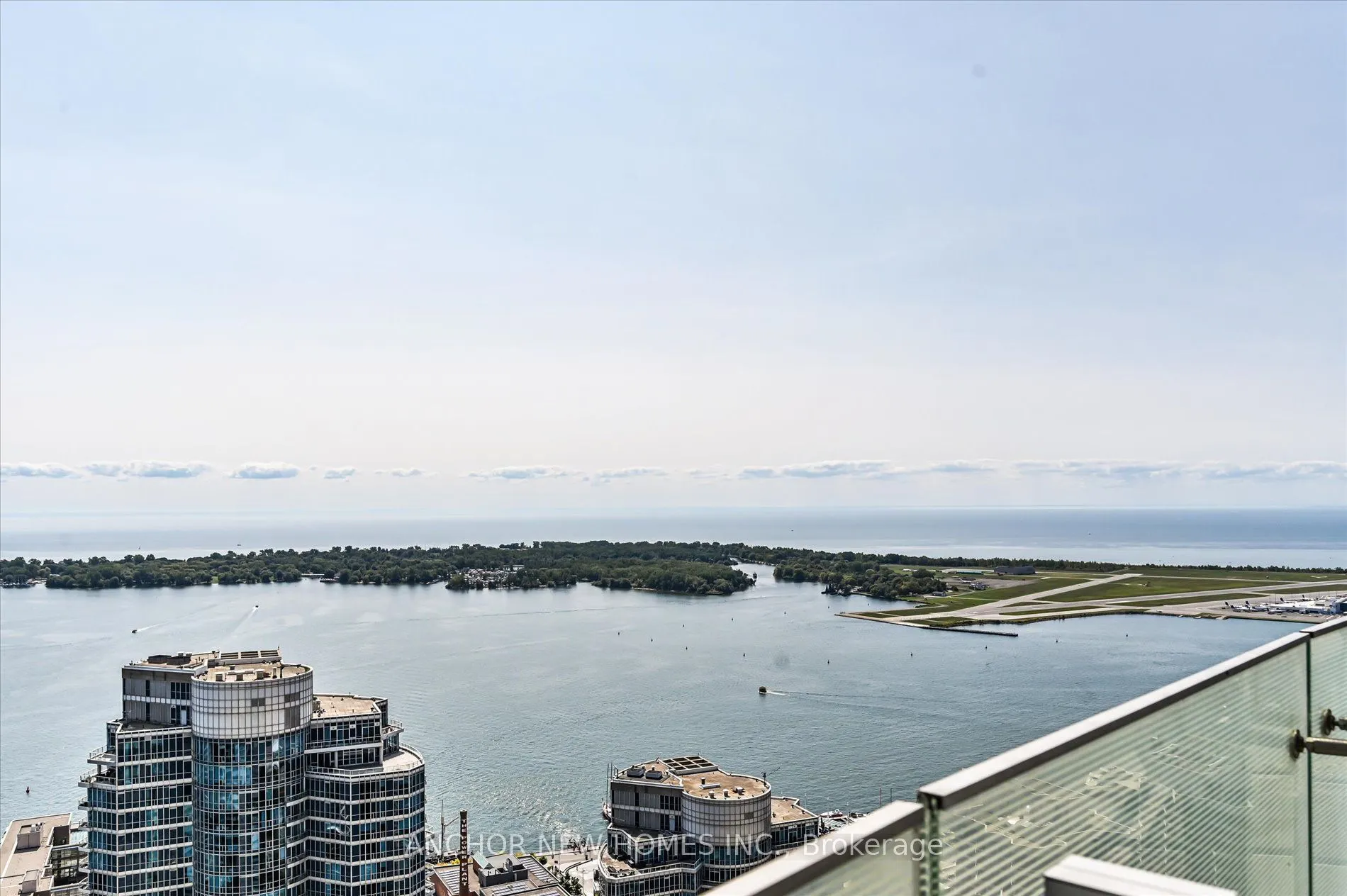 12 York Street, #4402
