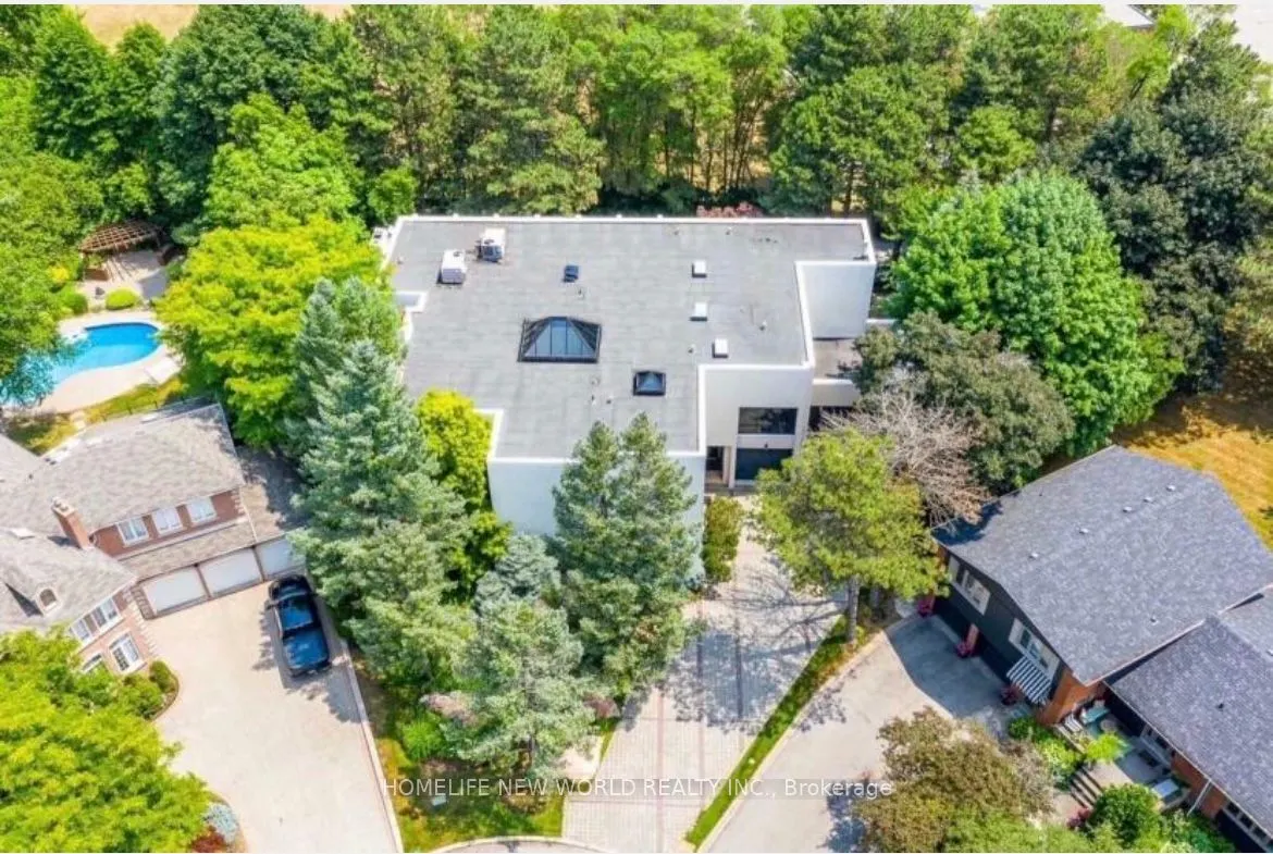 5 Abrams Place