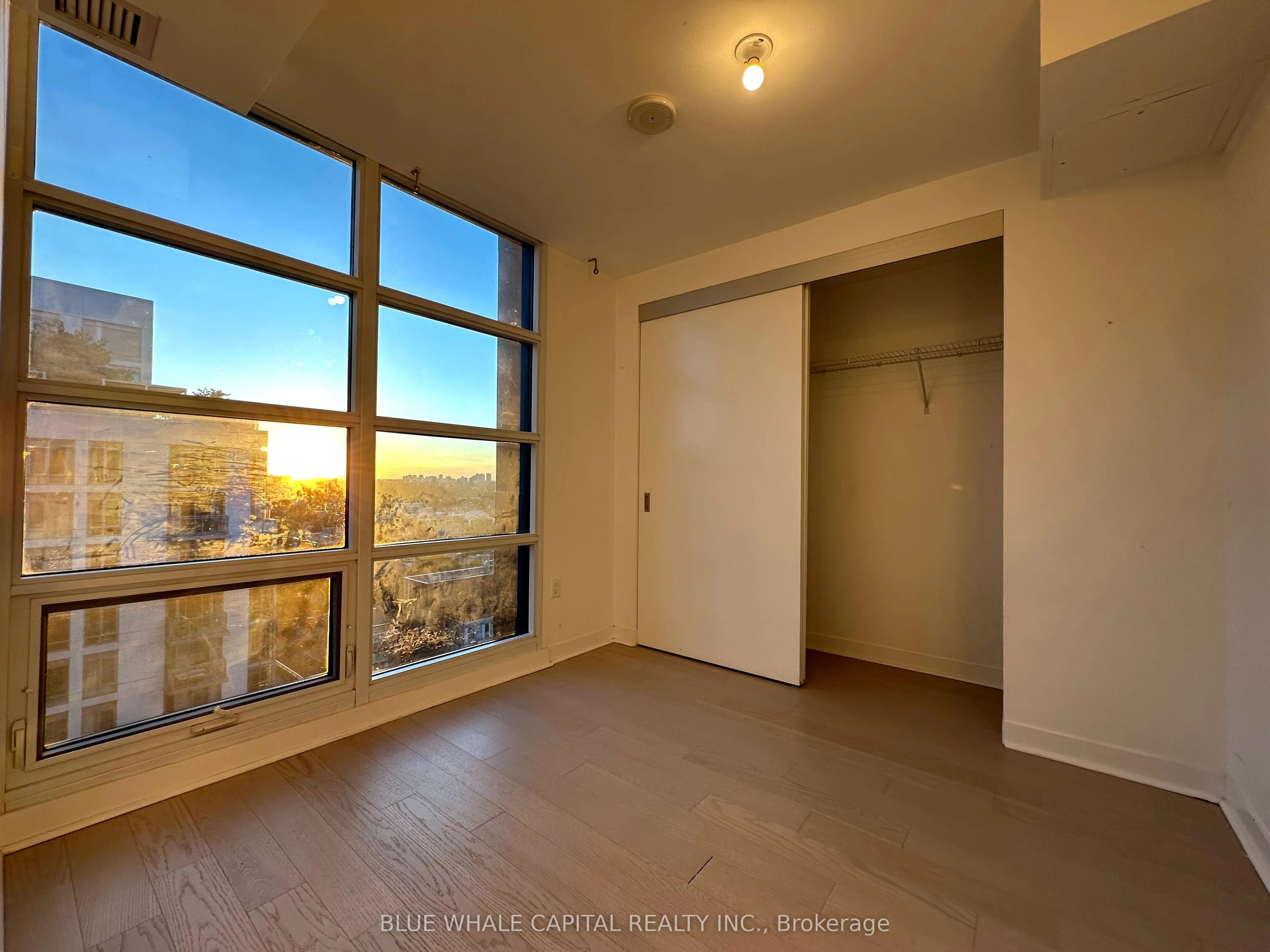 501 Adelaide Street W, #1309