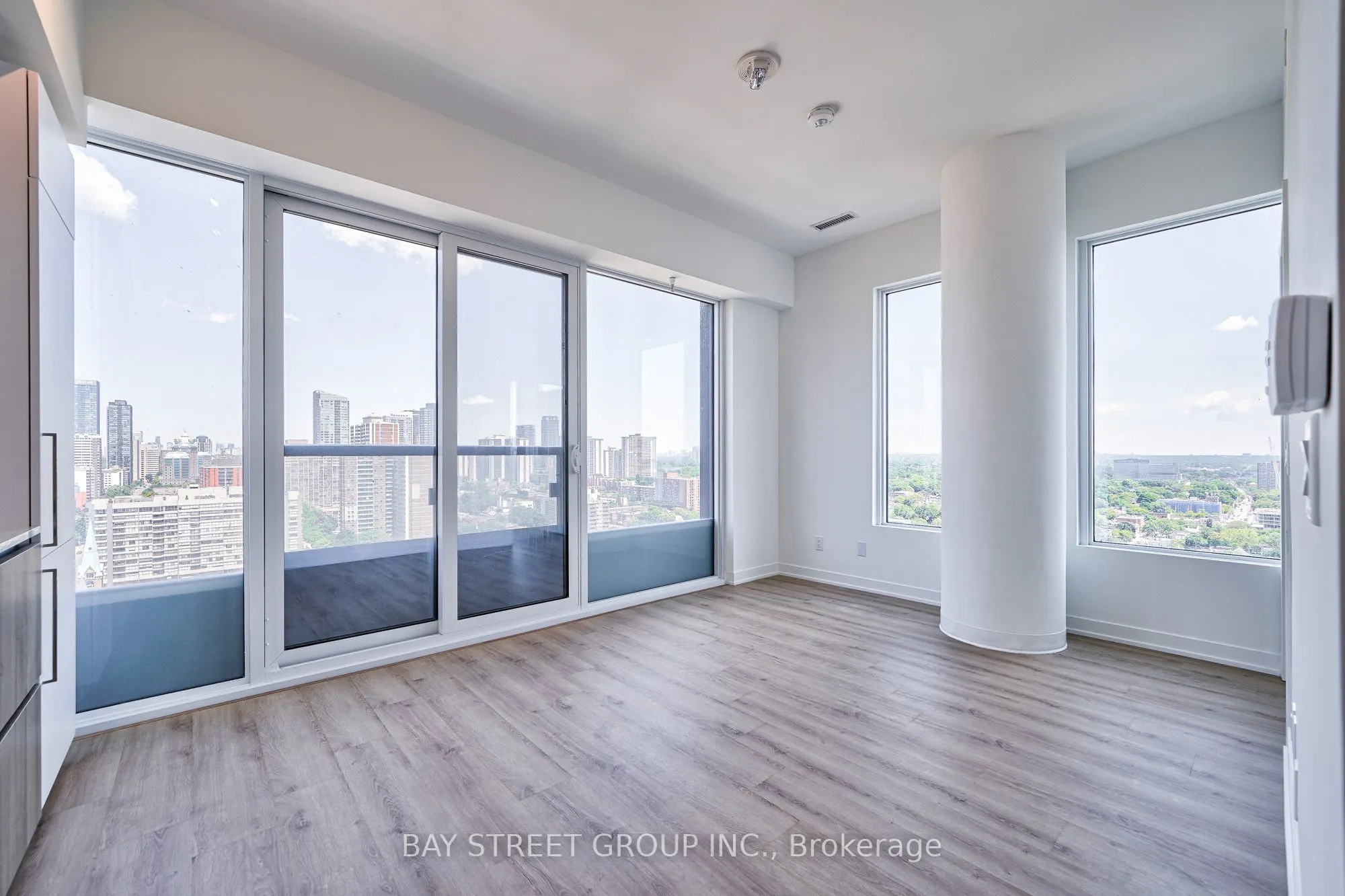 319 Jarvis Street, #2610